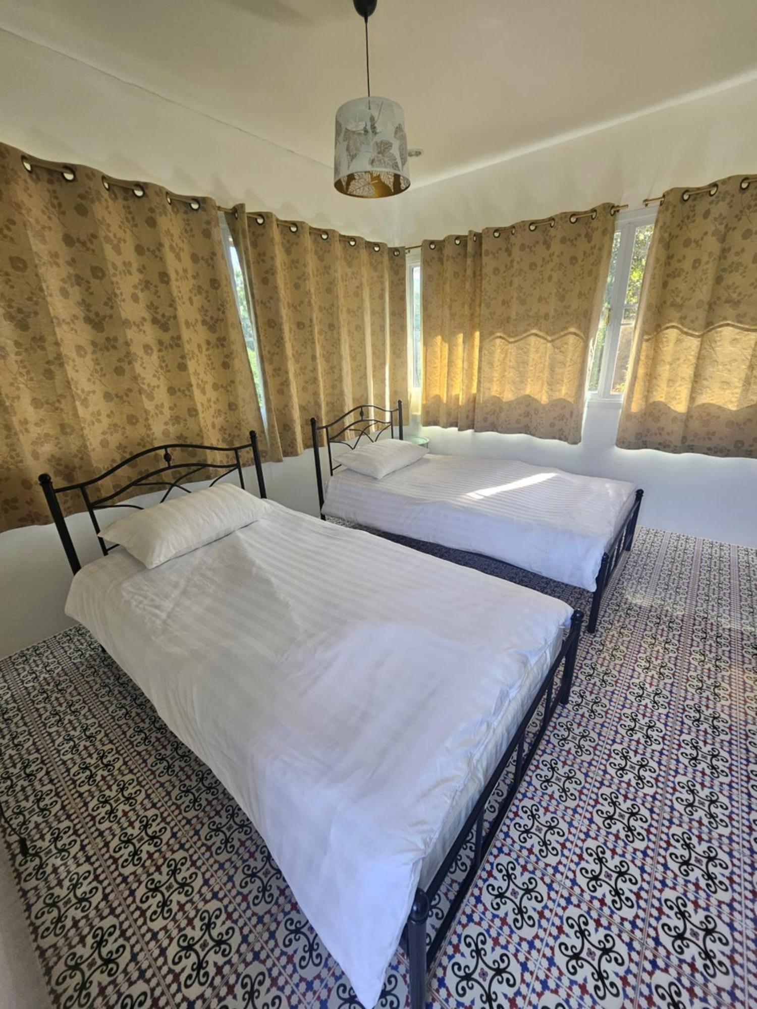 Khaoyaitriplefive Bed and Breakfast Ban Thung Sawang Exteriör bild
