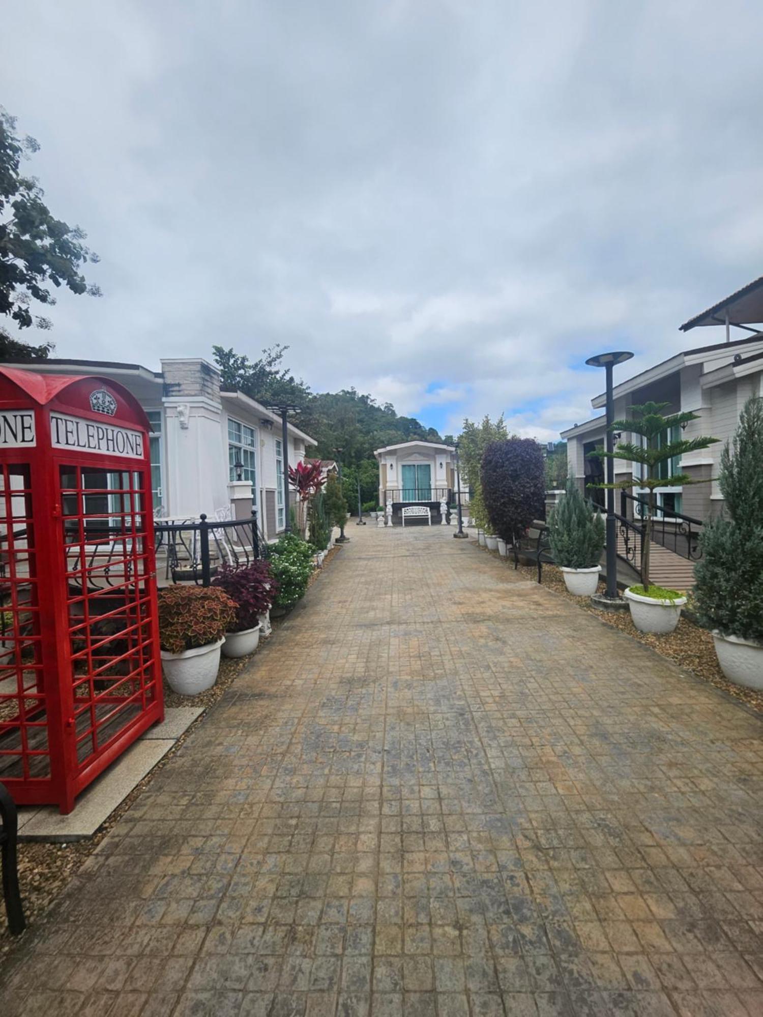 Khaoyaitriplefive Bed and Breakfast Ban Thung Sawang Exteriör bild